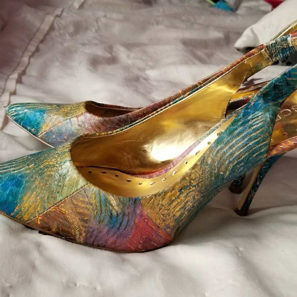 BCBG heels, multi color